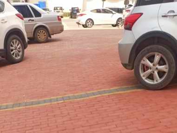 洛陽老城區中鑫家苑透水磚施工效果展示